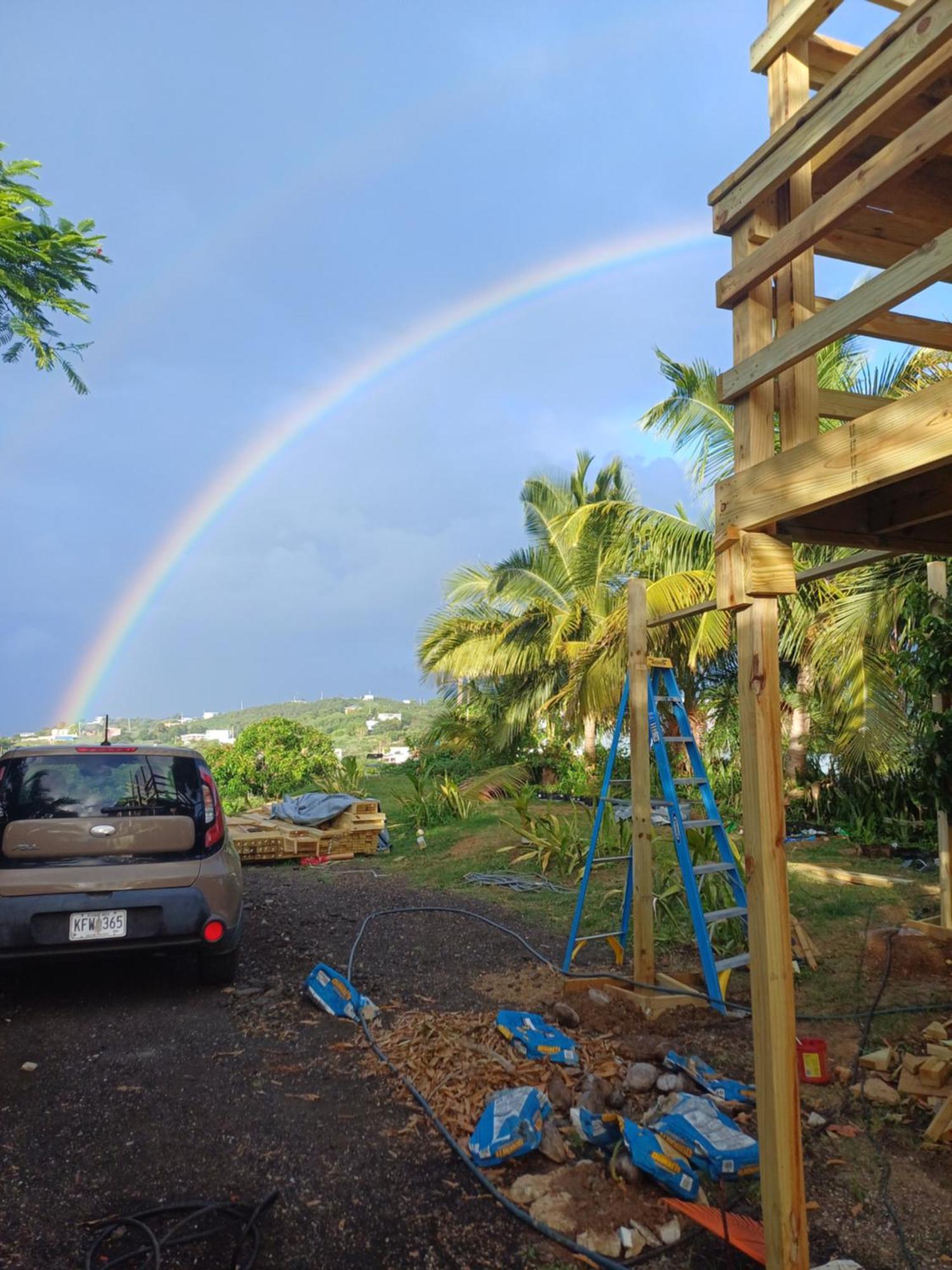Rooster Run Glamping Camping Has Rooftop And Off The Ground Glamping Experience For 1 To 16 In A Single Tent And Views Of The Rain Forrest And To Culebra Across The Atlantic Ocean W Tents, Linens, Deluxe Air Beds, Warm Shower And More At A Great Pric Vieques Exterior foto